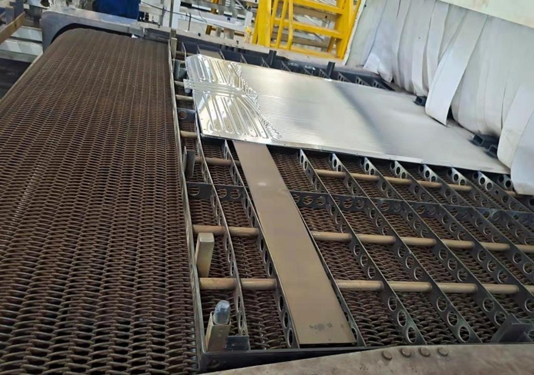 不锈钢樱桃视频免费观看之钎焊炉樱桃视频免费观看的应用