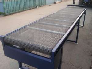 为什么会造成不锈钢网链出现锈蚀？